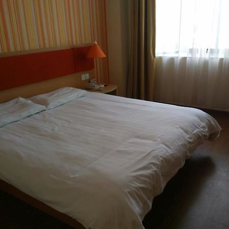 Home Inn Jiaxing Exterior foto