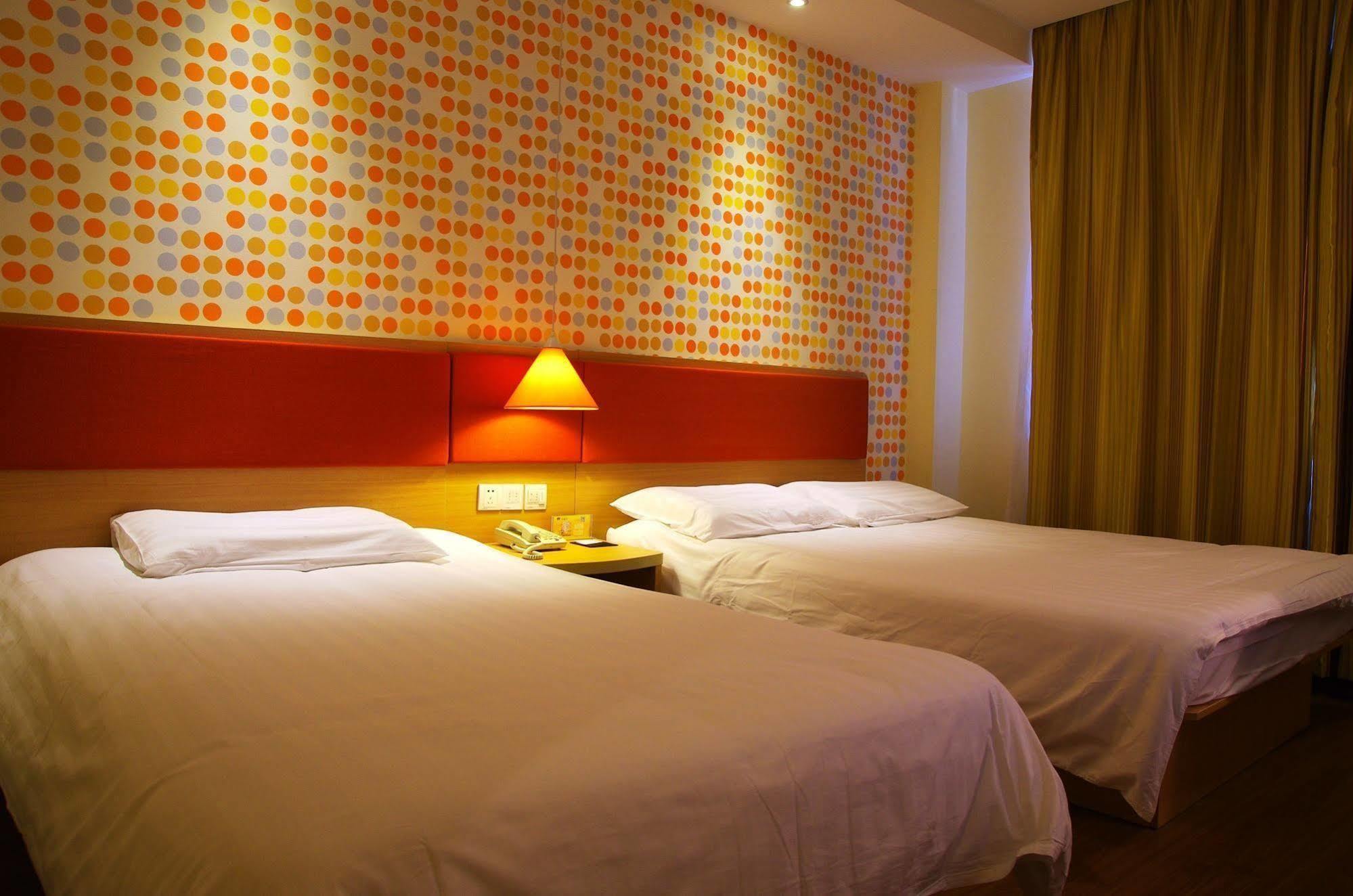 Home Inn Jiaxing Exterior foto