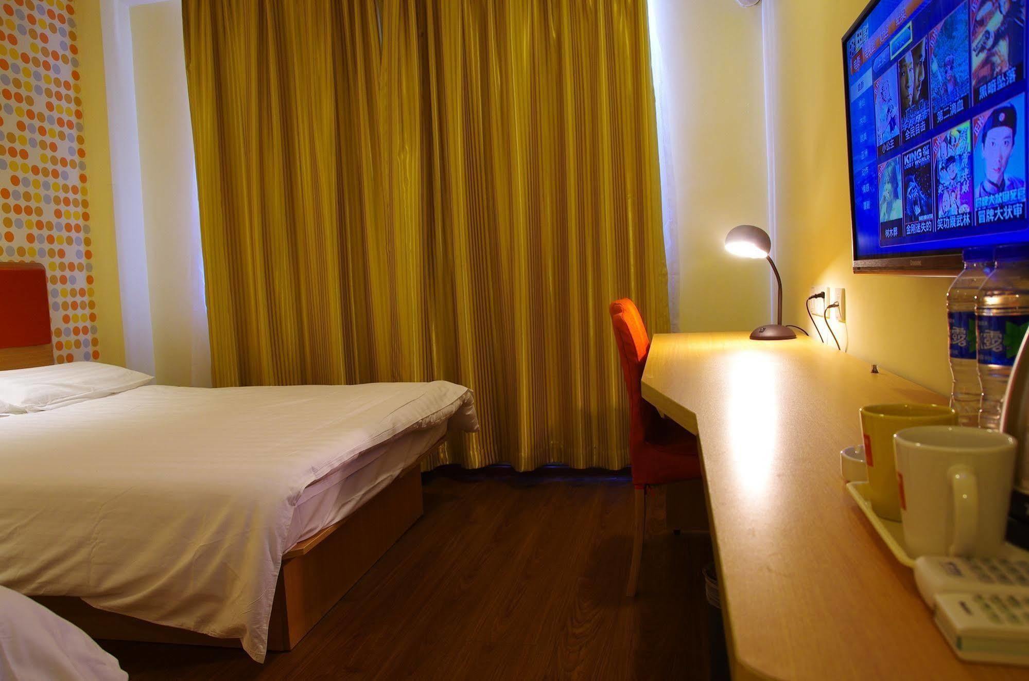 Home Inn Jiaxing Exterior foto